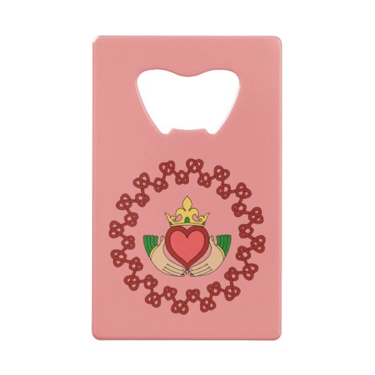 クラダグと赤の結び糸細工オンピンク クレジットカード栓抜き (裏面)