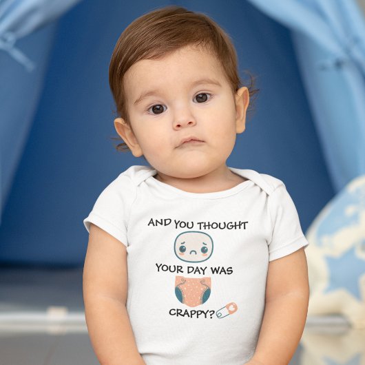 クラッピーの日のベビー – おむつ ベビーボディスーツ