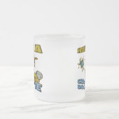 クラッピー日の魚釣りのTシャツおよびギフト フロストグラスマグカップ (中央)