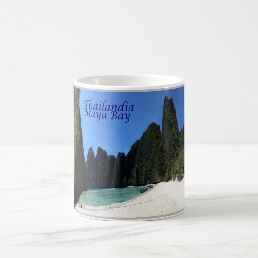 クラビ – Maya Bay – タイ –  コーヒーマグカップ (中央)