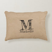 クラフトブラウン素朴紙ルックモノグラム アクセントクッション (正面)
