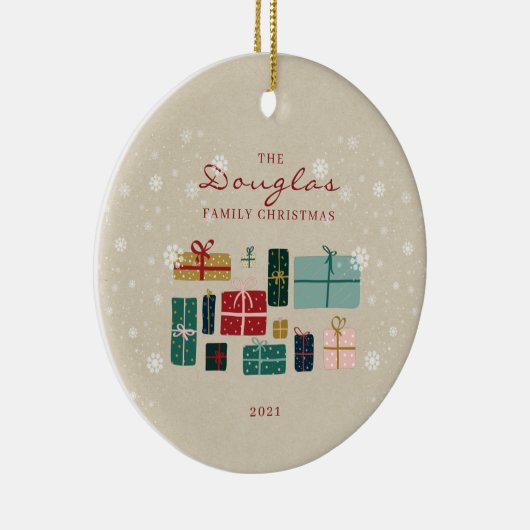 クラフト家族のクリスマスプレゼントをパーソナライズ セラミックオーナメント (右)