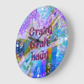 クラフト熱狂するレディーブルーパープルバタフライシェブロンコール ラージ壁時計 (傾斜)