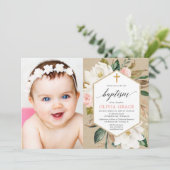 クラフト素朴赤面ピンク白フローラバプテスマ写真 招待状 (スタンド正面)