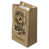 クラフト&ブラックノースポールデリバリ名抱き枕 スモールペーパーバッグ (裏面アングル)