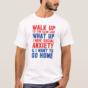 クラブまで歩いて行く Tシャツ
