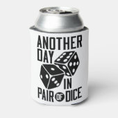 クラプスカジノペアの別の日のサイコロ 缶クーラー (缶裏面)