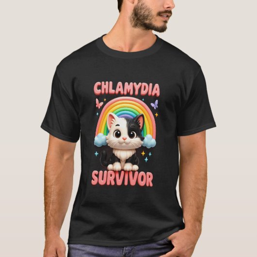 クラミディアサバイバー 猫 レインボー 違和感 おかしい 大人 Tシャツ (正面)