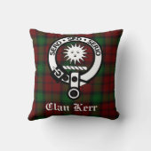 クランカータータンチェックおよびクレストバッジ クッション (裏面)
