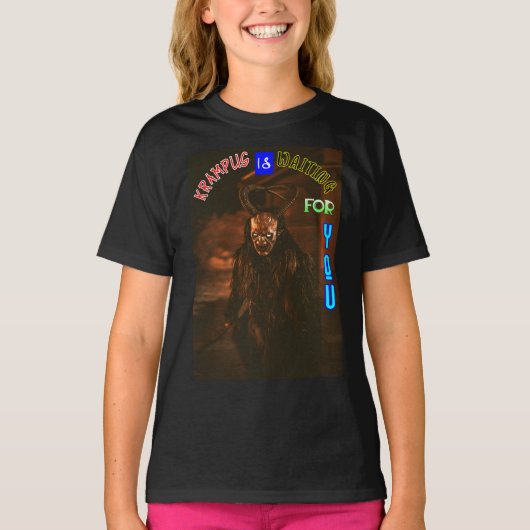 クランパスズが12月のクランプスナクトを待っている Tシャツ (正面)