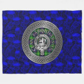 クランファーカーソンクレスト&タータンチェックノット フリースブランケット (正面(横))