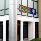 クランブキャナンクレスト&タータンチェックバナー 横断幕 (ビルの外側)