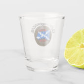 クランマケアシールタータンチェックノット&フラグ ショットグラス (裏面)