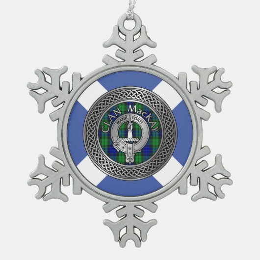 クランマッカイクレスト&タータンチェックノット スノーフレークピューターオーナメント (正面)