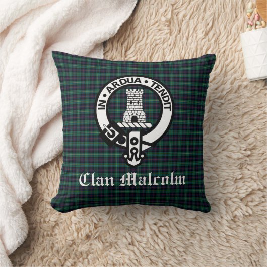 クランマルコムのクレストバッジとタータンチェック クッション (ブランケット)