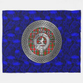 クランMacDuffクレスト&タータンチェックノット フリースブランケット (正面(横))