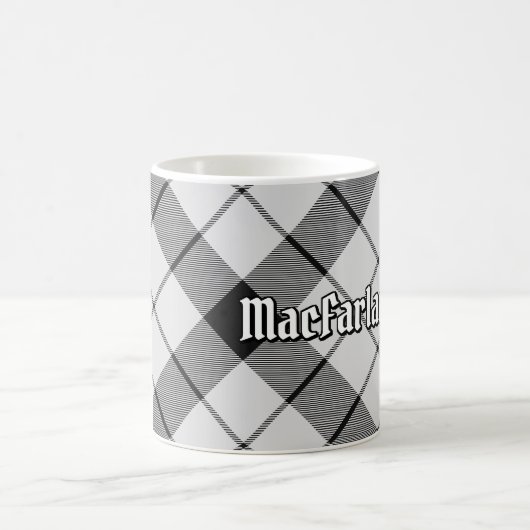 クランMacFarlane白黒タータンチェック コーヒーマグカップ (中央)