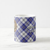 クランMacPhersonクレストオーバーブルードレスタータンチェック コーヒーマグカップ (中央)