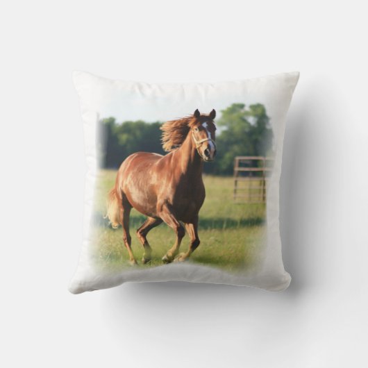 クリの疾走する馬の枕 クッション (裏面)