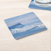 クリウチェフスコイ火山から放出されるプルーム。 スクエアペーパーコースター (アングル)