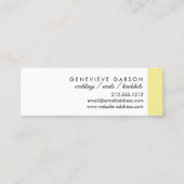 クリエイティブはっきりしたモノグラムロゴイエローソーシャルメディア スキニー名刺 (裏面)