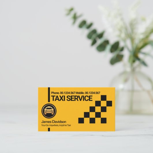 クリエイティブイエロータクシーブラックチェックボックスキャブトランスポート 名刺 (スタンド正面)