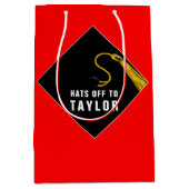 クリエイティブ卒業赤色媒質抱き枕 ミディアムペーパーバッグ (正面)