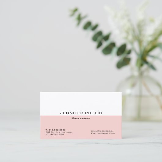 クリエイティブ赤面ピンクホワイトモダンエレガントテンプレート 名刺 (スタンド正面)
