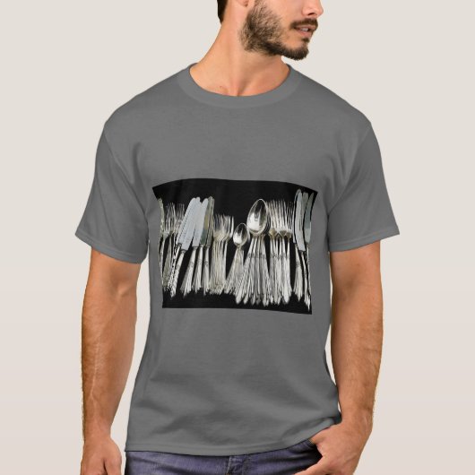 クリエイティブ カトラリー Tシャツ (正面)