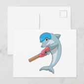 クリケットの試合で泳ぐイルカとクリケットのバット ポストカード (正面/裏面)