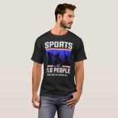 クリケット退職老人クリケット選手退職した Tシャツ (正面フル)