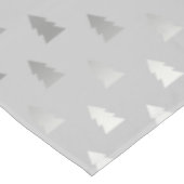 クリスエレガントマスの銀色の木の模様 テーブルクロス (アングル)