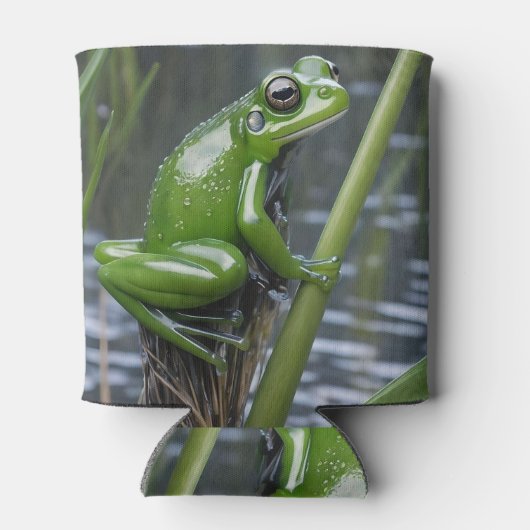 「クリスタルの透明度：葦の上の緑のガラスのカエル」 缶クーラー (裏面)