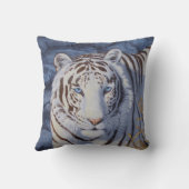 クリスタルブルーの目を持つ美しいホワイトタイガー クッション (裏面)