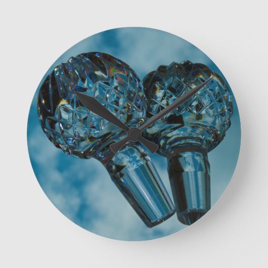 クリスタルブルーの空の向こう ラウンド壁時計 (正面)