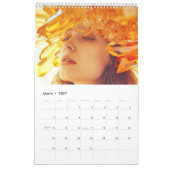 クリスタル・ヴィジョンズ - 石に額縁された顔 カレンダー (3月 2027)