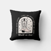 クリスチャンの田舎の女の子の信仰引用文女性のカーボーイブラック クッション (正面)