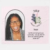 クリスチャン7月誕生月花名写真 フリースブランケット (正面(横))