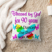 クリスチャン90歳 クッション (ブランケット)