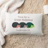 クリスチャン・ヘッジホッグのユーモア | GROUP HEDGEHUG Eccl 3:5 ランバークッション (ブランケット)