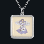 クリスチャン・ユリの花天使 シルバープレートネックレス<br><div class="desc">Lily Angel Necklace、Angelアパレル、Angel Tシャツ、ArtMuvzイラストレーションによるAngelギフト。ママ、魅力的パパ、子供、ベビー用のLily Angel Tシャツに合わせる。クリスチャン・エンジェルの誕生日とクリスマスの贈り物、トートバッグ、マグカップ、帽子。天使の贈り物は誰かをあなたに示すための思慮深気にく有意義な方法である。天使の贈り物は自然の宗教的または世俗的であり、すべての予算のために見つけることができる。天使の贈り物は、私たちみんな愛され気にて、常に希望があることを思い出させる。「このデザインを編クリック集」でパーソナライズするには、文字テンプレートを使用して名前を追加するか、文字を追加する。おカスタマイズ客様のユニークな作り方やギフトとして与えのエンジェルのネックレパーソナライズされたス</div>