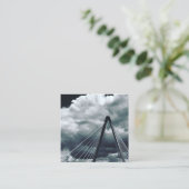 クリストファー・ズ・ボンド・ブリッジ スクエア名刺 (スタンド正面)