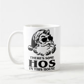 クリスマスおもしろいこの家には家が幾つかある コーヒーマグカップ (左)