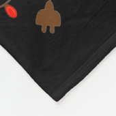 クリスマスおもしろいの木に絡まった猫 フリースブランケット (角)