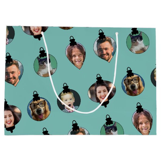 クリスマスおもしろいファミリーフォト顔オーナメント ラージペーパーバッグ (裏面)