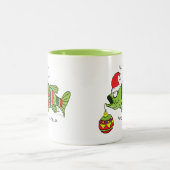 クリスマスおもしろいベース魚釣り魚かわいい漫画 ツートーンマグカップ (中央)