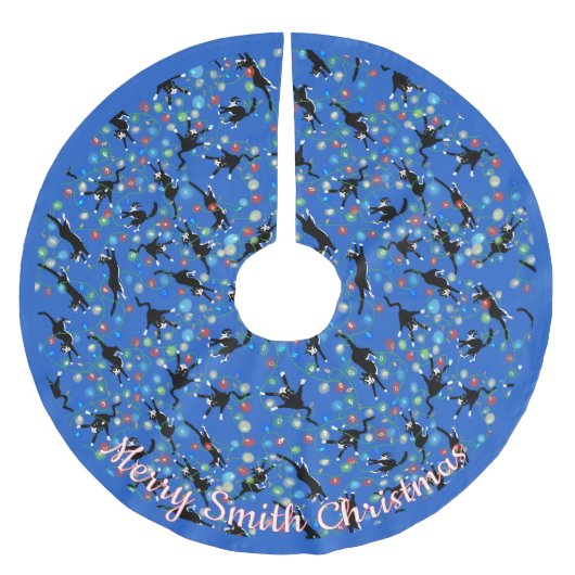 クリスマスおもしろいライトで絡まった猫たちカスタム ブラッシュドポリエステルツリースカート (正面)