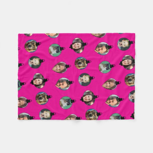 クリスマスおもしろい家族フォト顔オーナメントピンク フリースブランケット (正面(横))