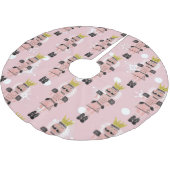 クリスマスくるみ割り手描きピンクの兵士 ブラッシュドポリエステルツリースカート (アングル)