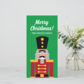 クリスマスくるみ割り玩具の垂直グリーティングカード シーズンカード (スタンド正面)